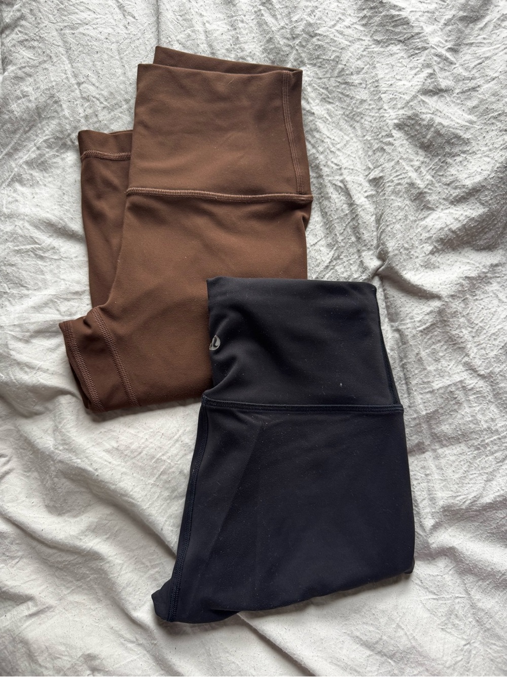 Lululemon High-Waist Leggings in Brown and Black